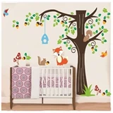 Wallsticker Kæmpe træ med dyr og fuglehus fra NiceWall.dk